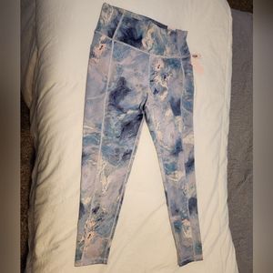 VS NWT Leggings (Pockets)